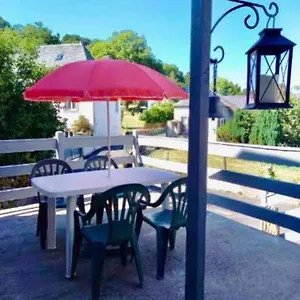 Appartement Dans Un Village En Auvergne Sancy, Égliseneuve-dʼEntraigues